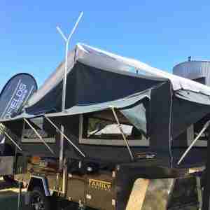Tallboy Antenna with Mast Bracket Support for Fold-Out Campers