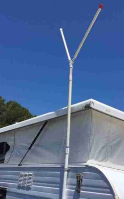 fold-away-antenas-queensland-australia-2